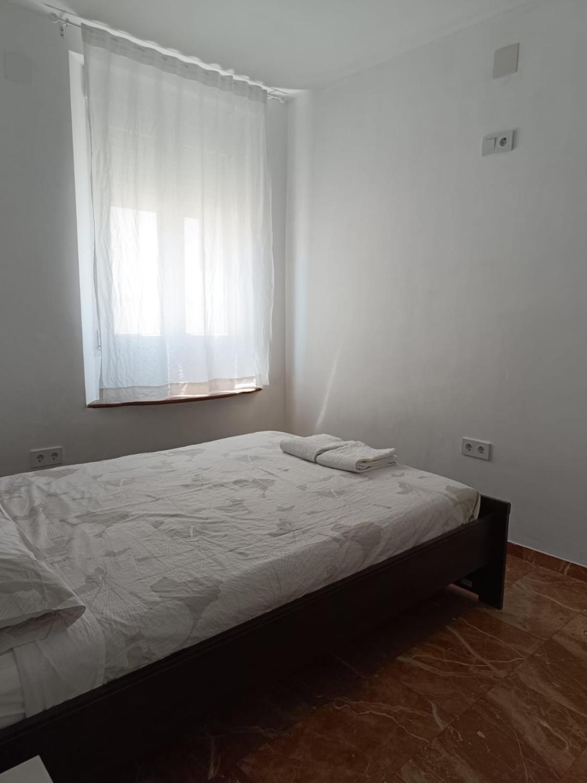 Piso Dos Dormitorios Junto Plaza Colon Córdoba Eksteriør bilde